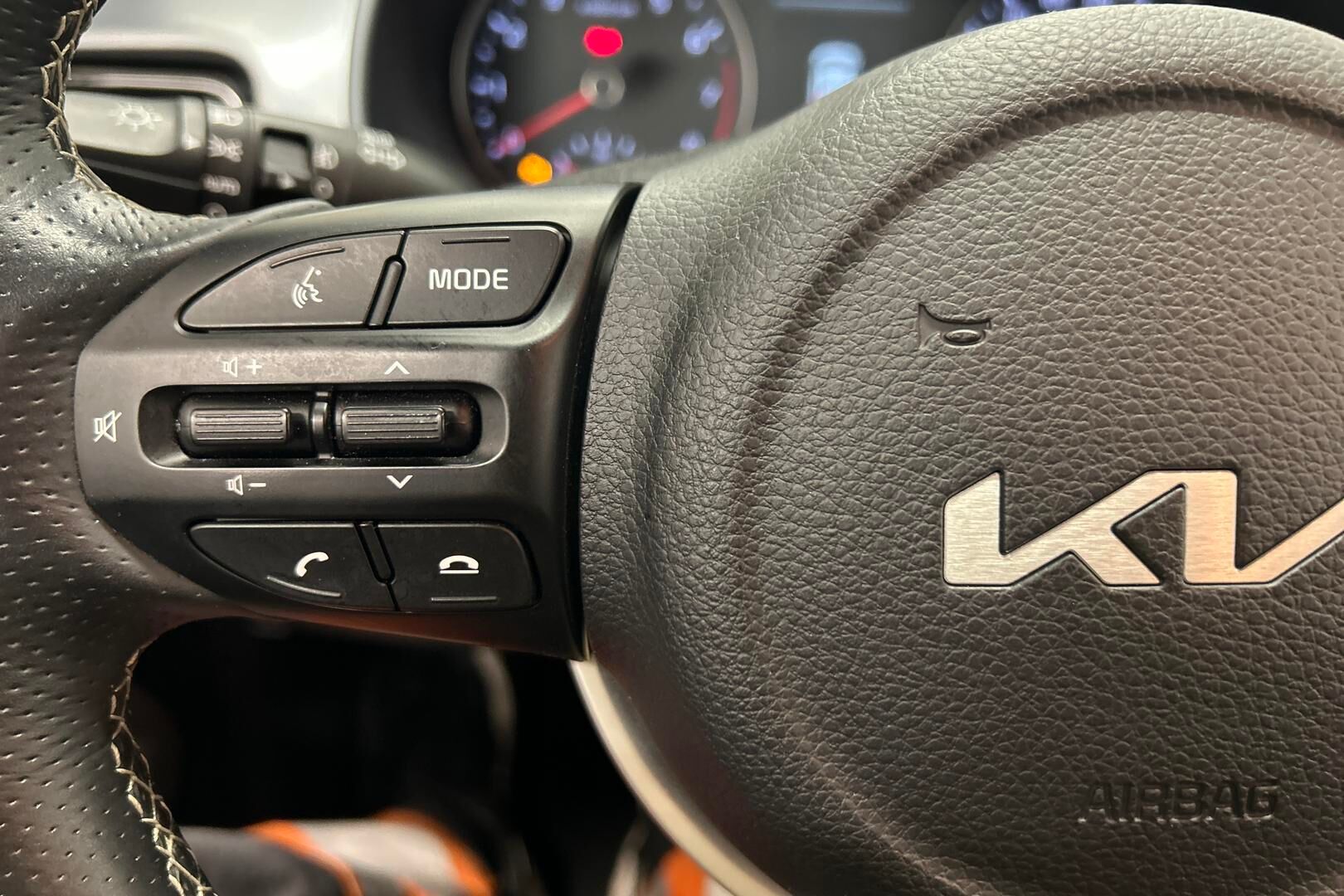Kia Stonic iso kuva 18