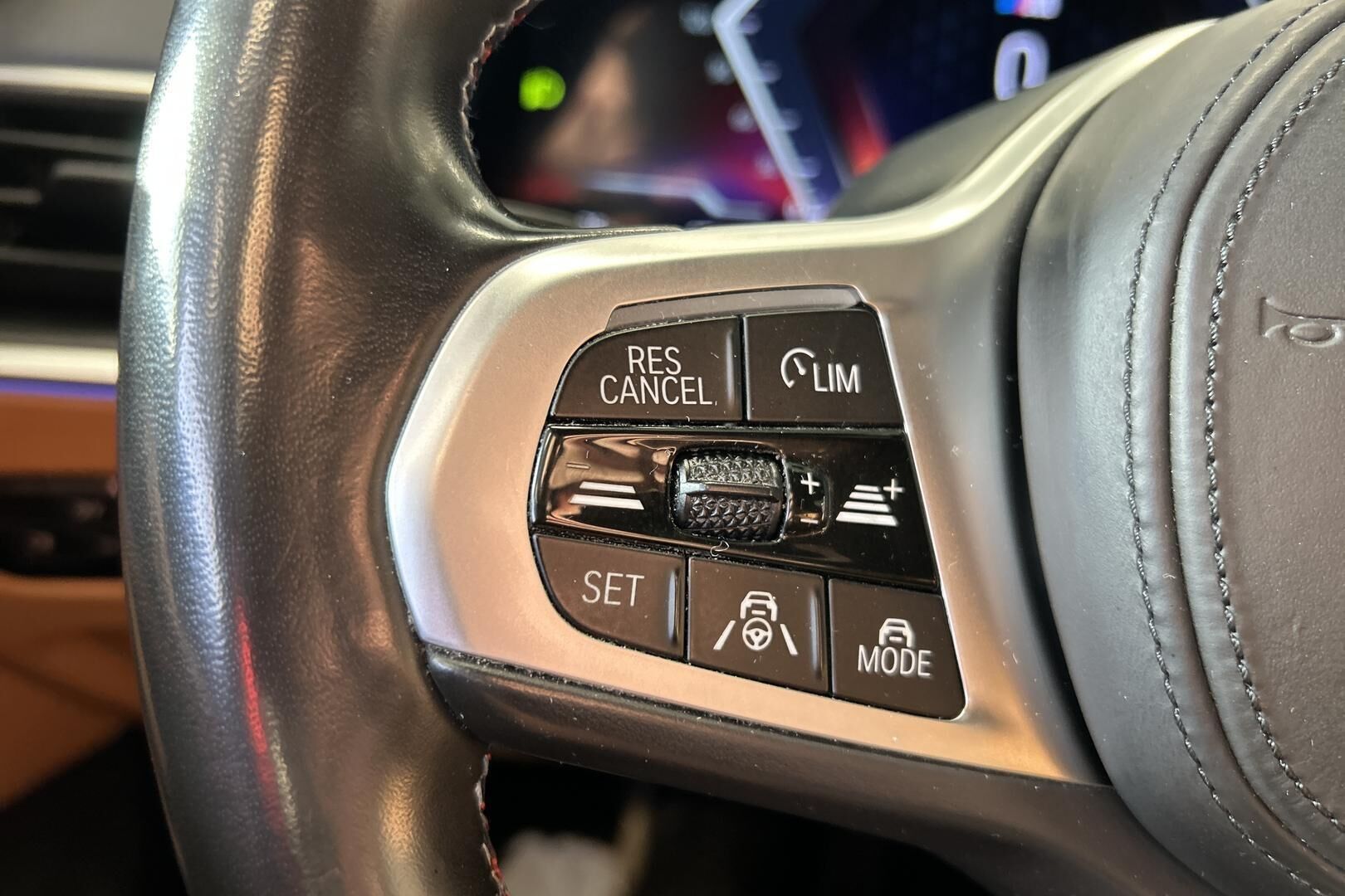 BMW I4 M50 iso kuva 24