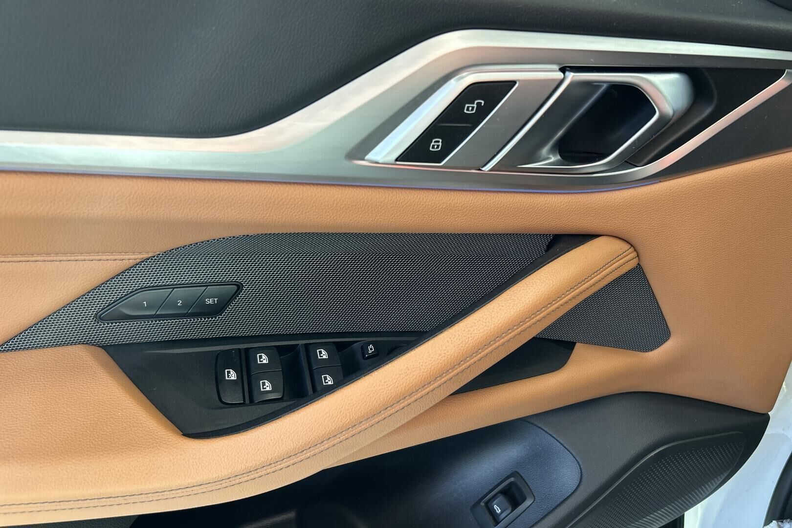 BMW I4 M50 iso kuva 29