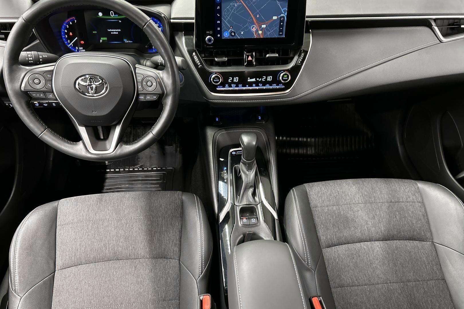 Toyota Corolla iso kuva 11