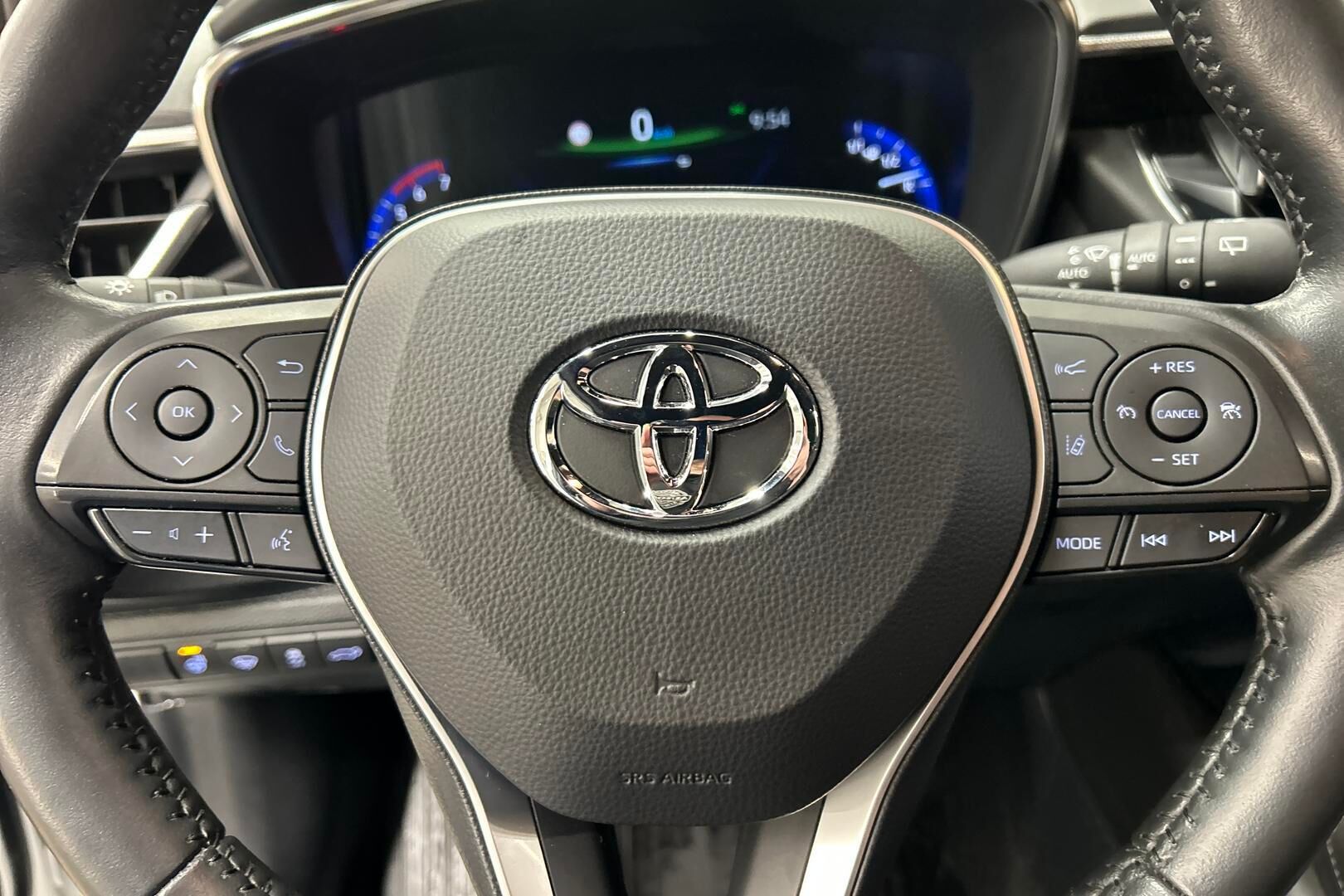 Toyota Corolla iso kuva 18