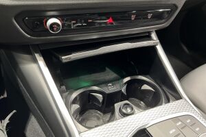 BMW 3-sarja esikatselu 19