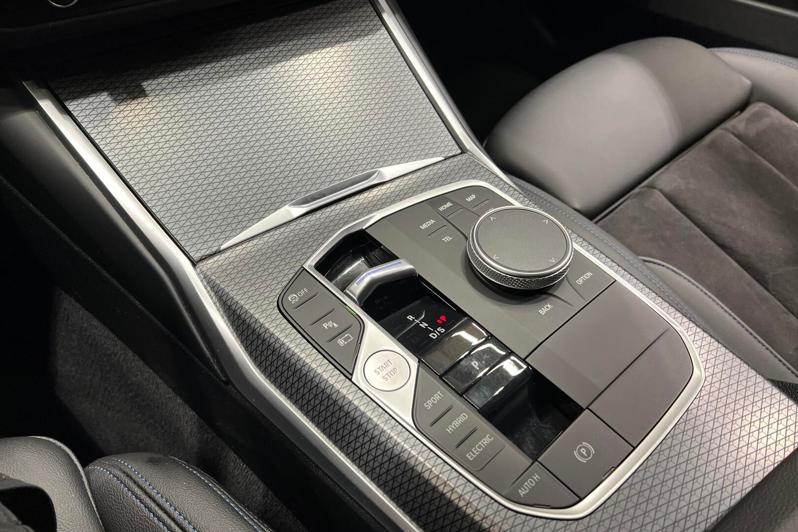 BMW 3-sarja iso kuva 20