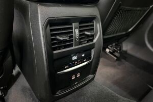 BMW 3-sarja esikatselu 30