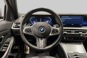 BMW 3-sarja esikatselu 32