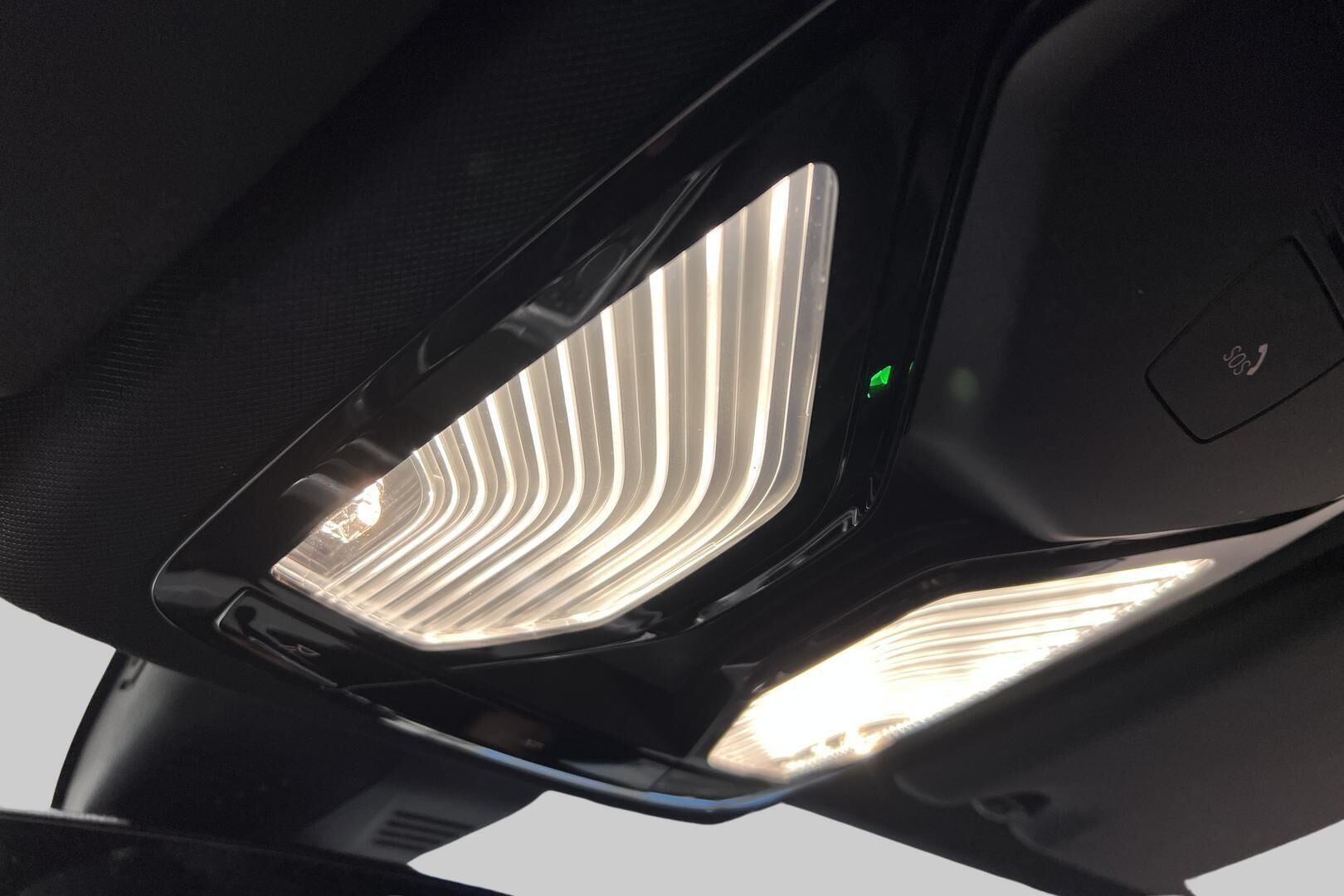 BMW 3-sarja iso kuva 19