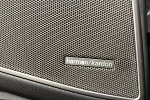 BMW 3-sarja esikatselu 36