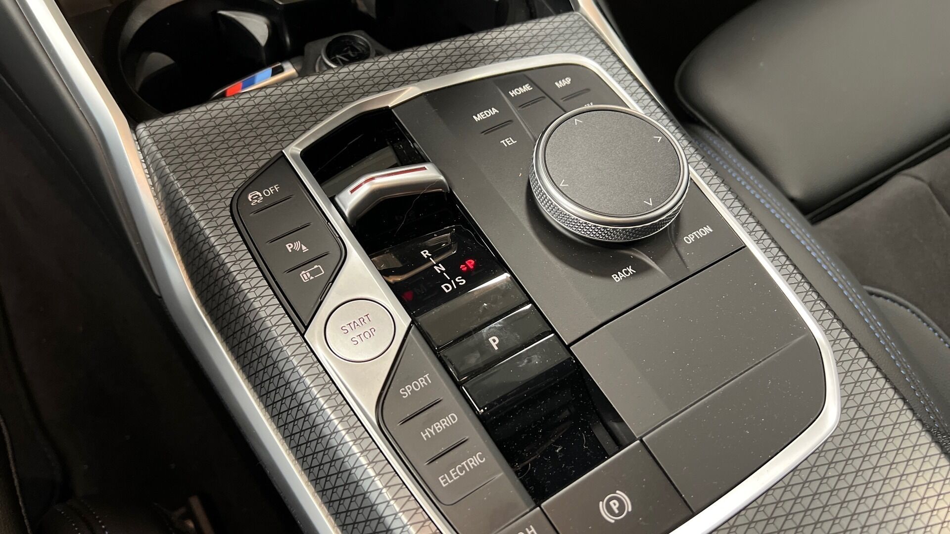 BMW 3-sarja iso kuva 7