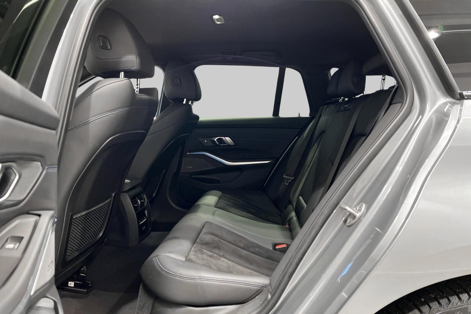 BMW 3-sarja iso kuva 9