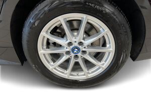 BMW i4 esikatselu 10