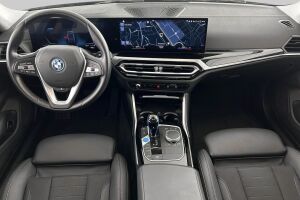BMW i4 esikatselu 7