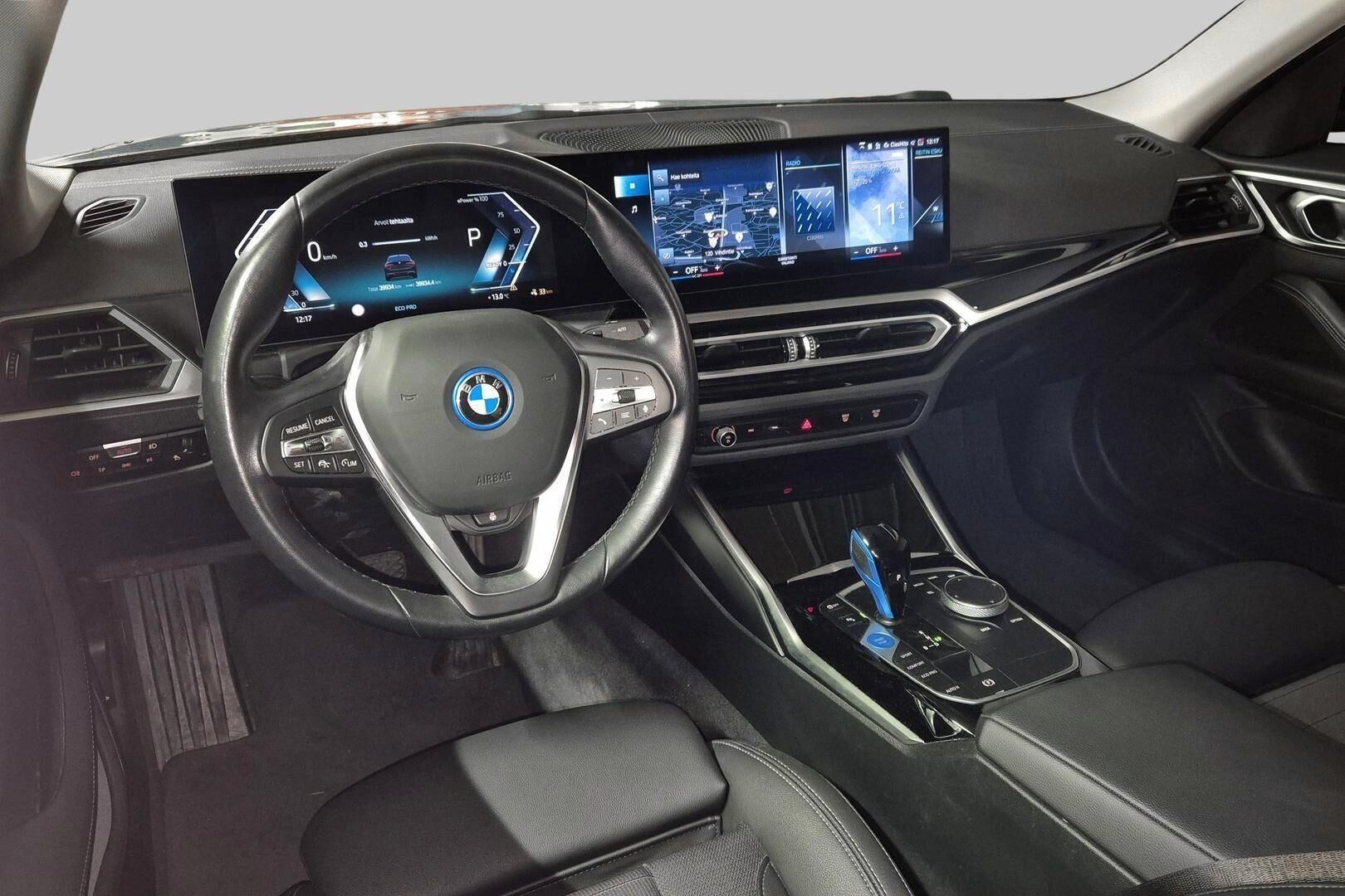 BMW i4 iso kuva 3
