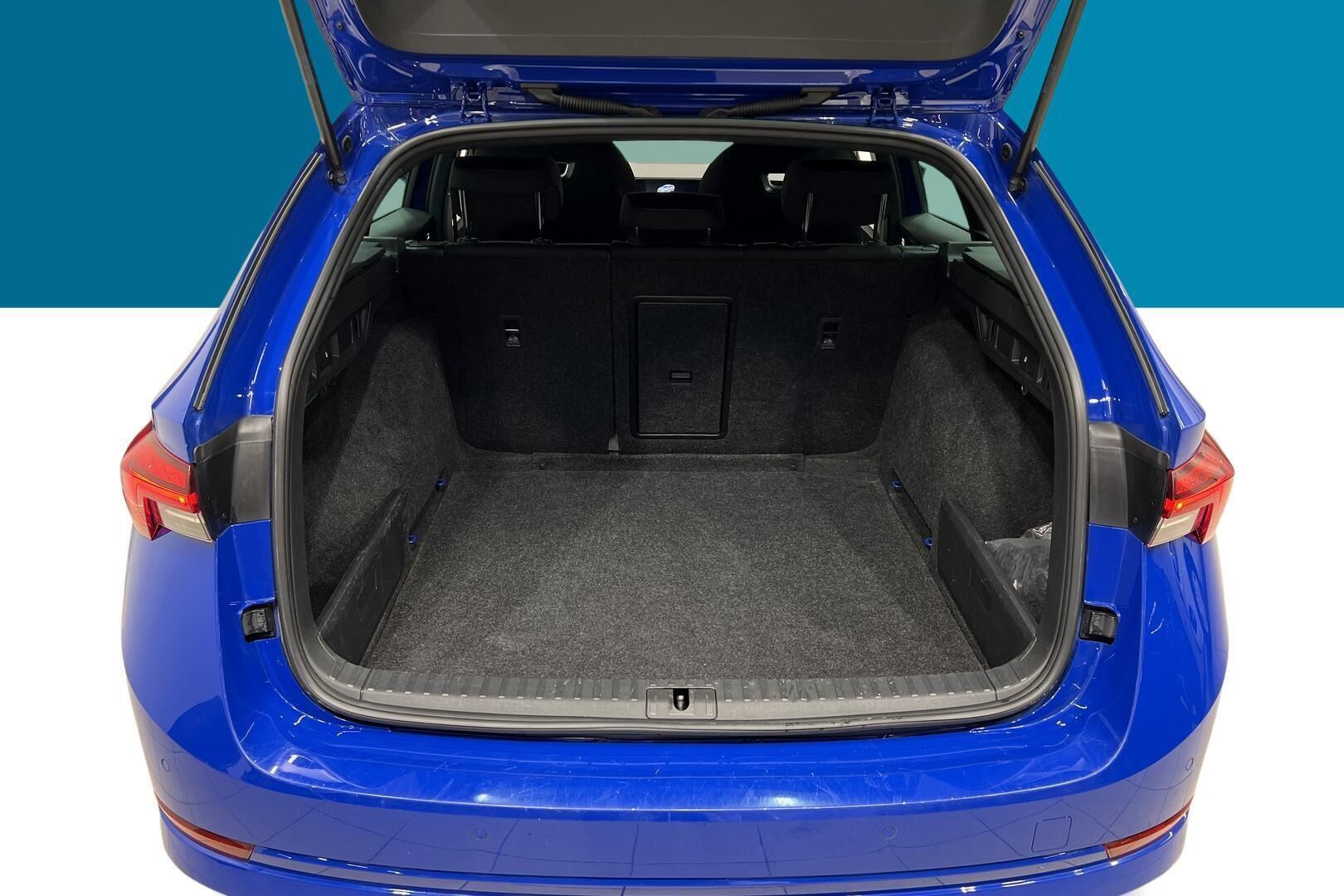 Skoda Octavia iso kuva 9