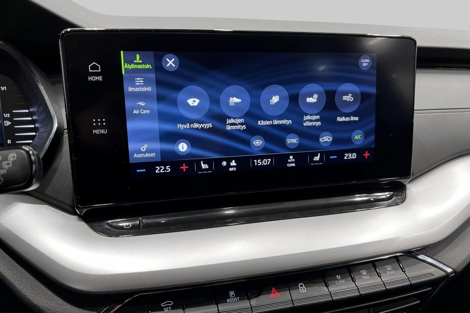 Skoda Octavia iso kuva 14