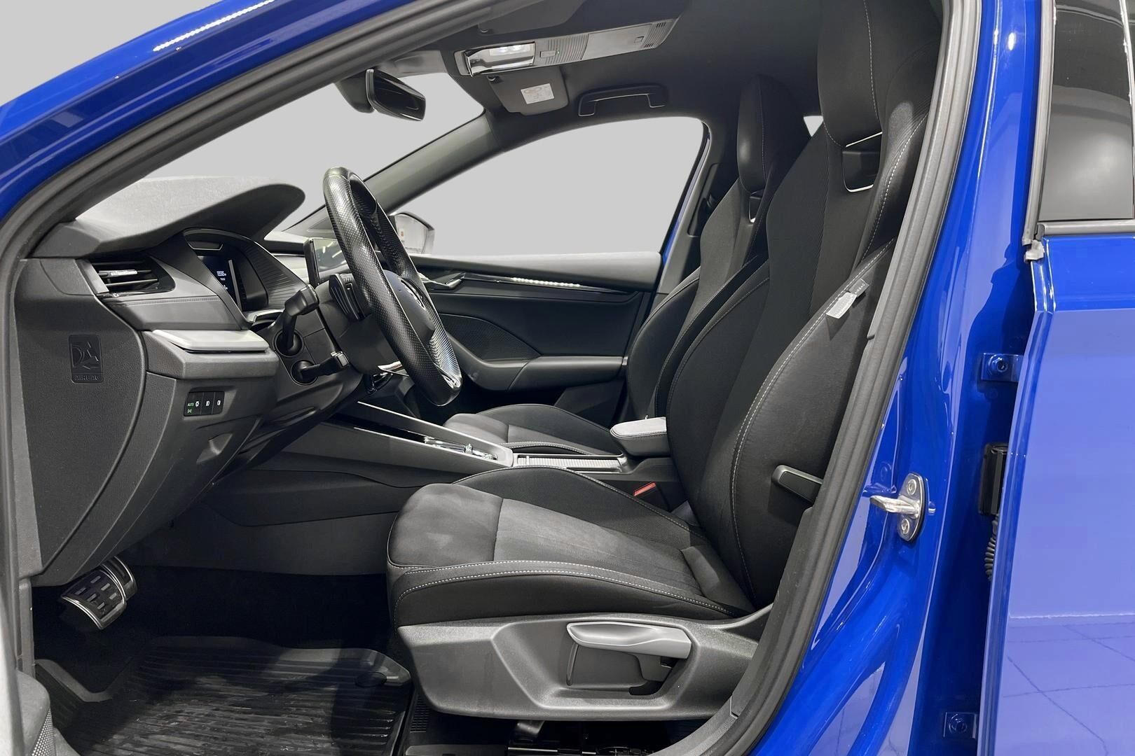 Skoda Octavia iso kuva 6