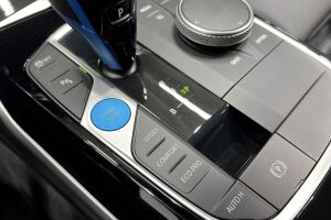 BMW i4 esikatselu 22