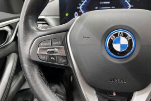 BMW i4 esikatselu 28