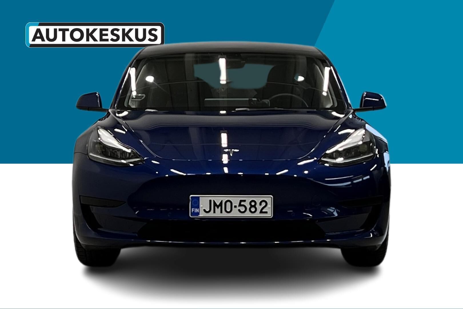 Tesla Model 3 iso kuva 2