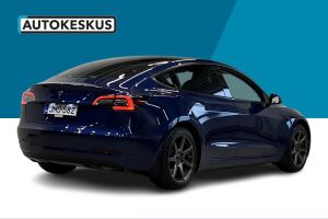 Tesla Model 3 esikatselu 5