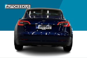 Tesla Model 3 esikatselu 6
