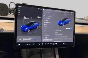 Tesla Model 3 esikatselu 21