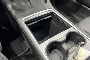 Tesla Model 3 esikatselu 23