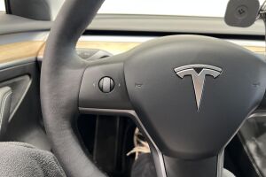 Tesla Model 3 esikatselu 29