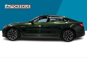 BMW i4 esikatselu 7