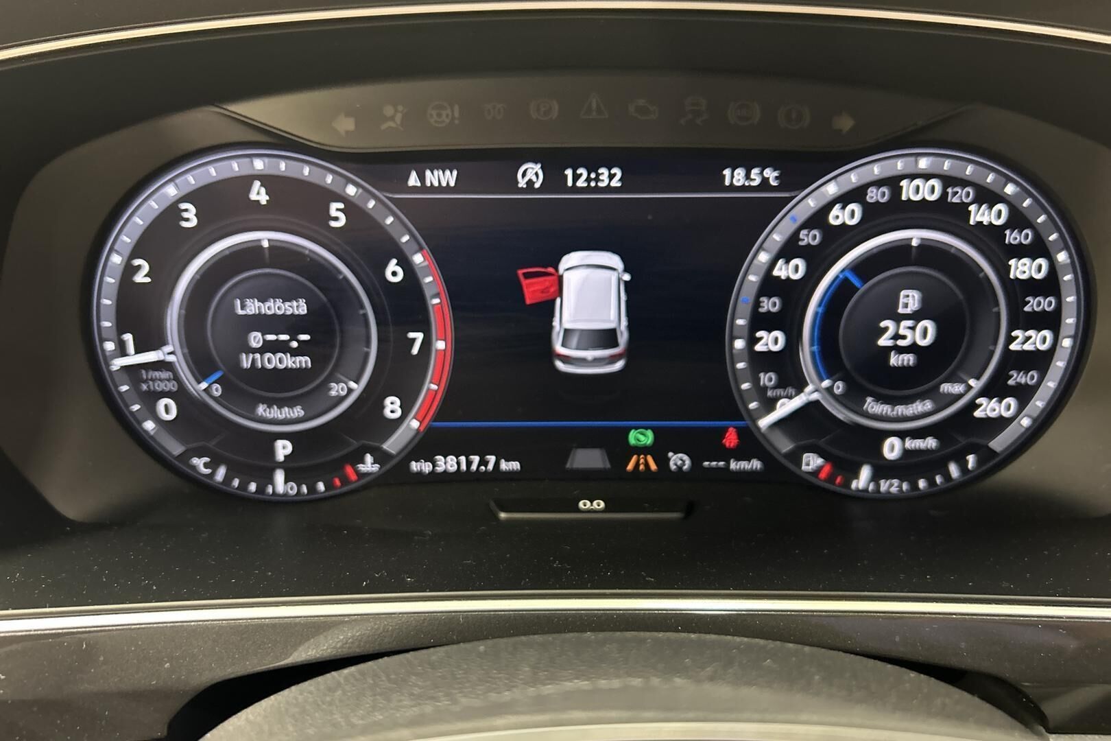 Volkswagen Tiguan iso kuva 19