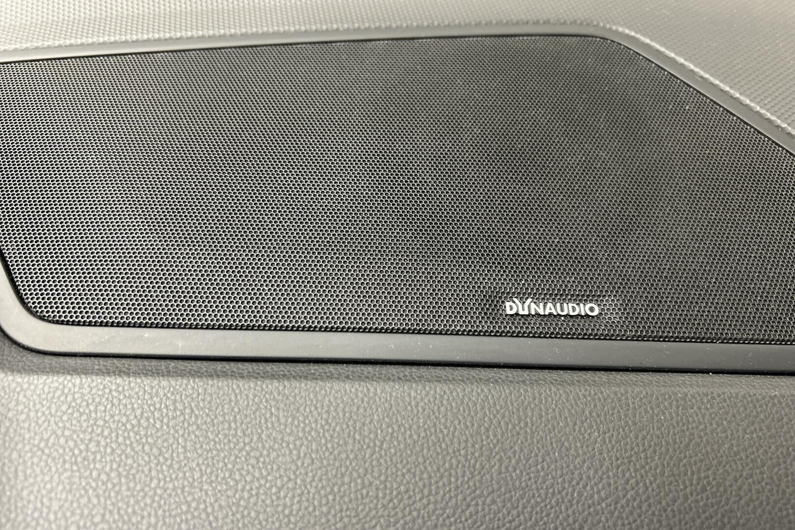 Volkswagen Tiguan iso kuva 21