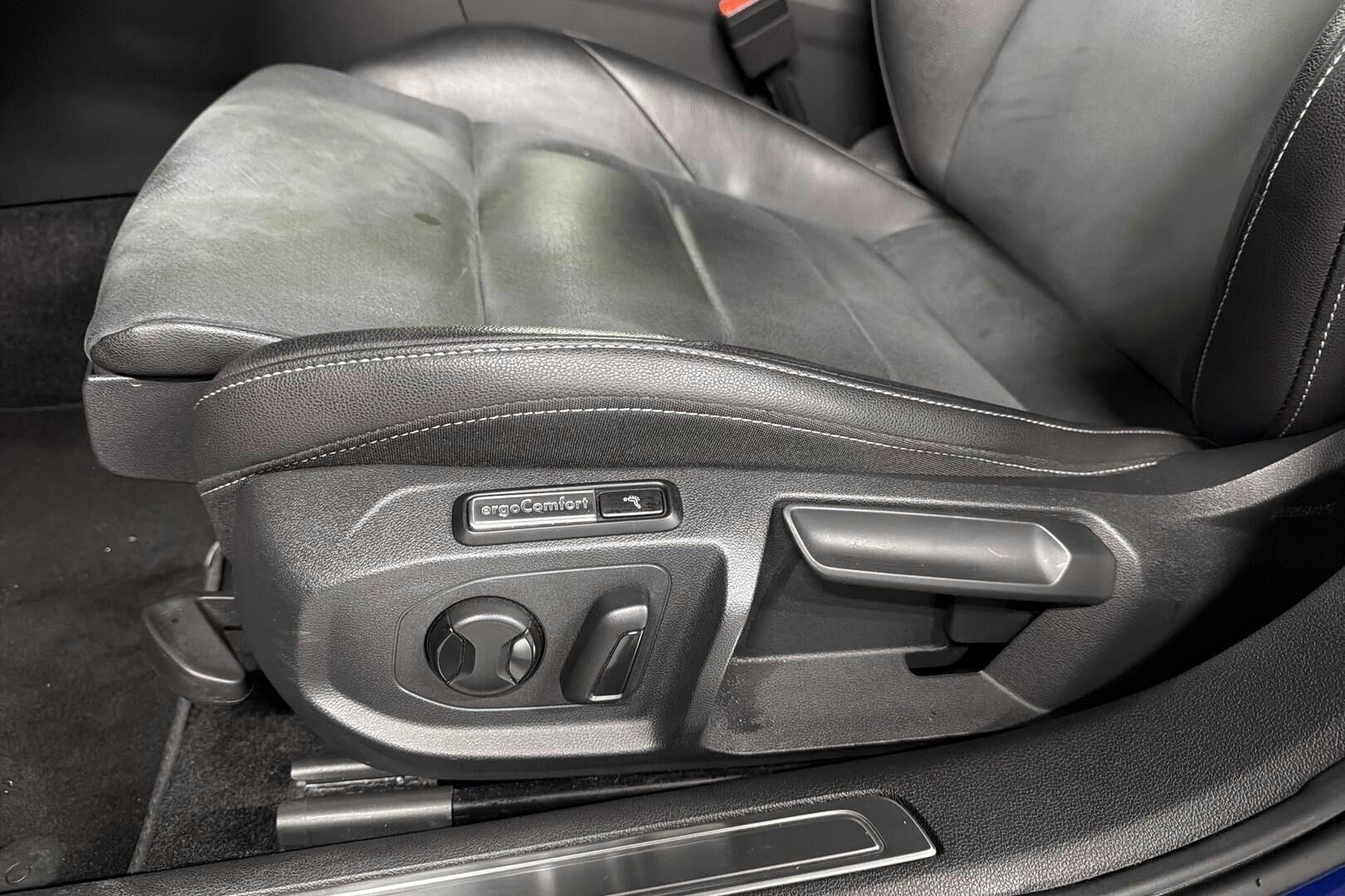 Volkswagen Arteon iso kuva 12
