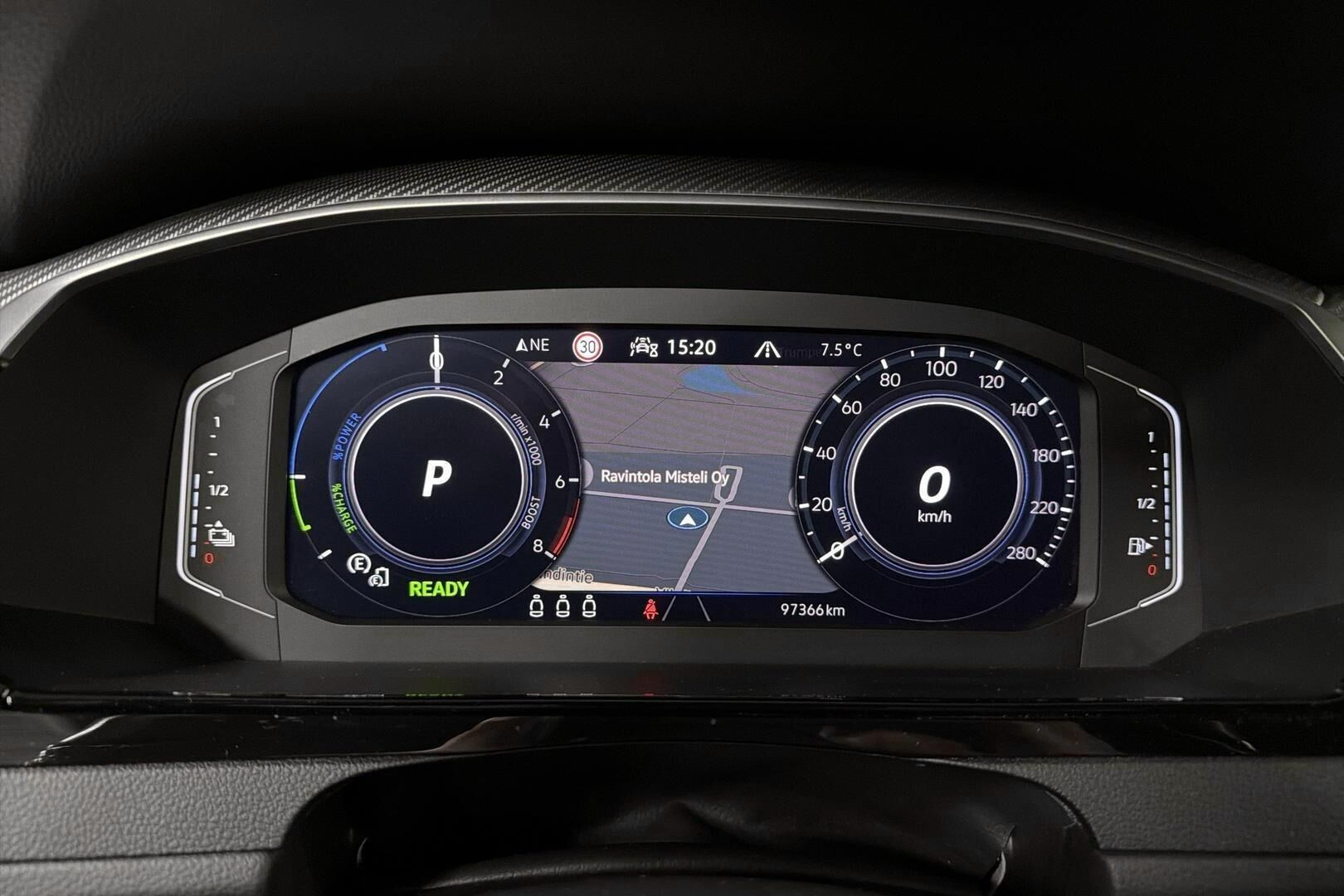 Volkswagen Arteon iso kuva 35