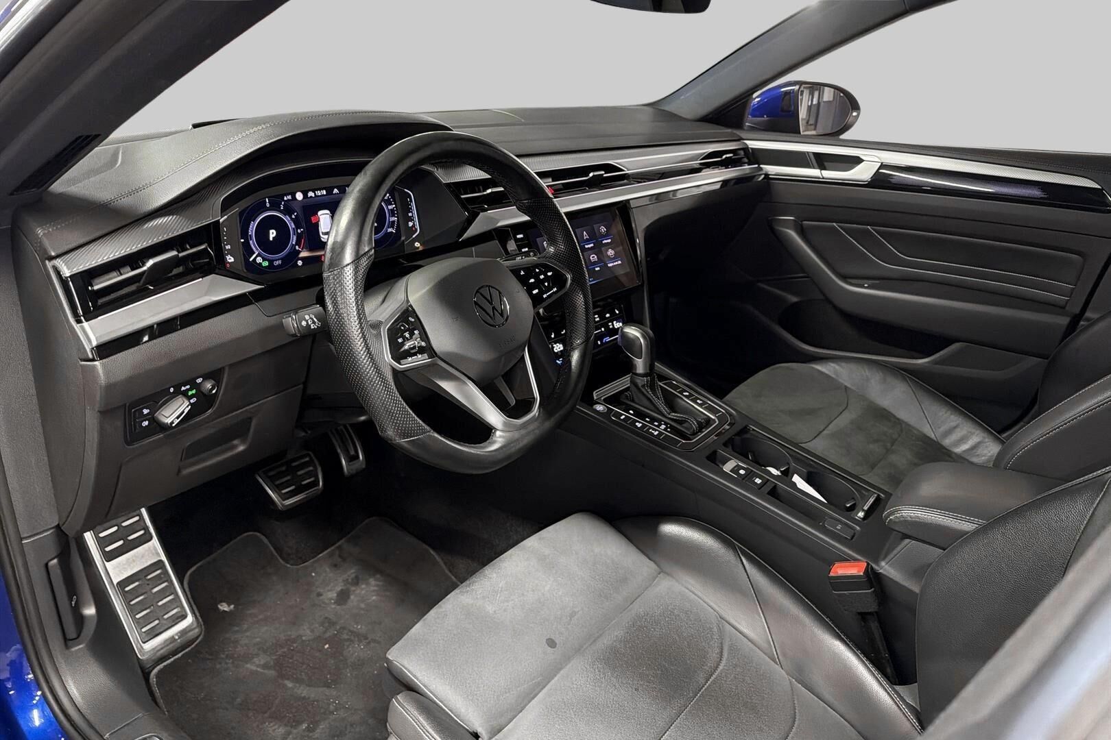 Volkswagen Arteon iso kuva 8