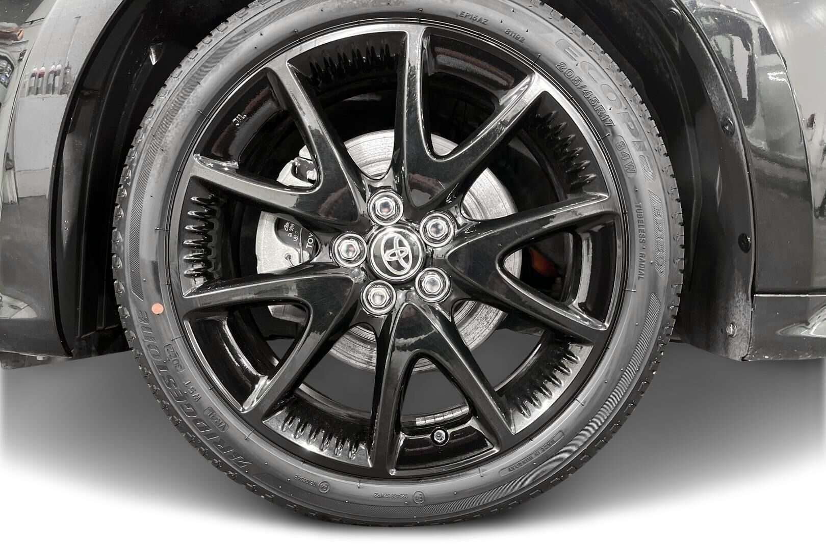 Toyota Yaris iso kuva 12