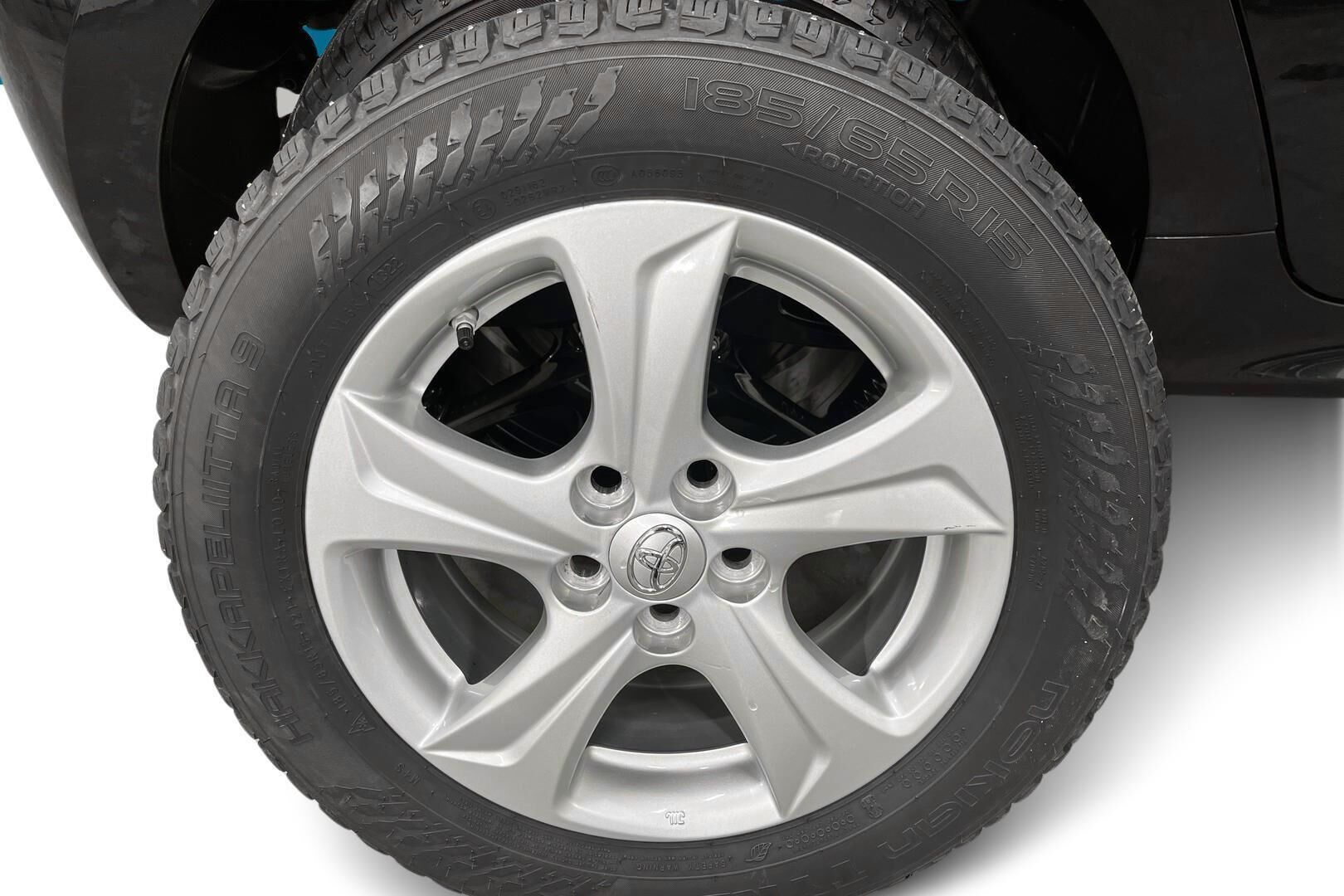 Toyota Yaris iso kuva 16