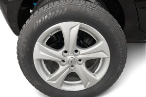 Toyota Yaris esikatselu 16