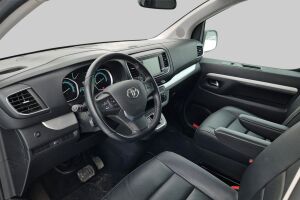 Toyota Proace Verso EV esikatselu 1