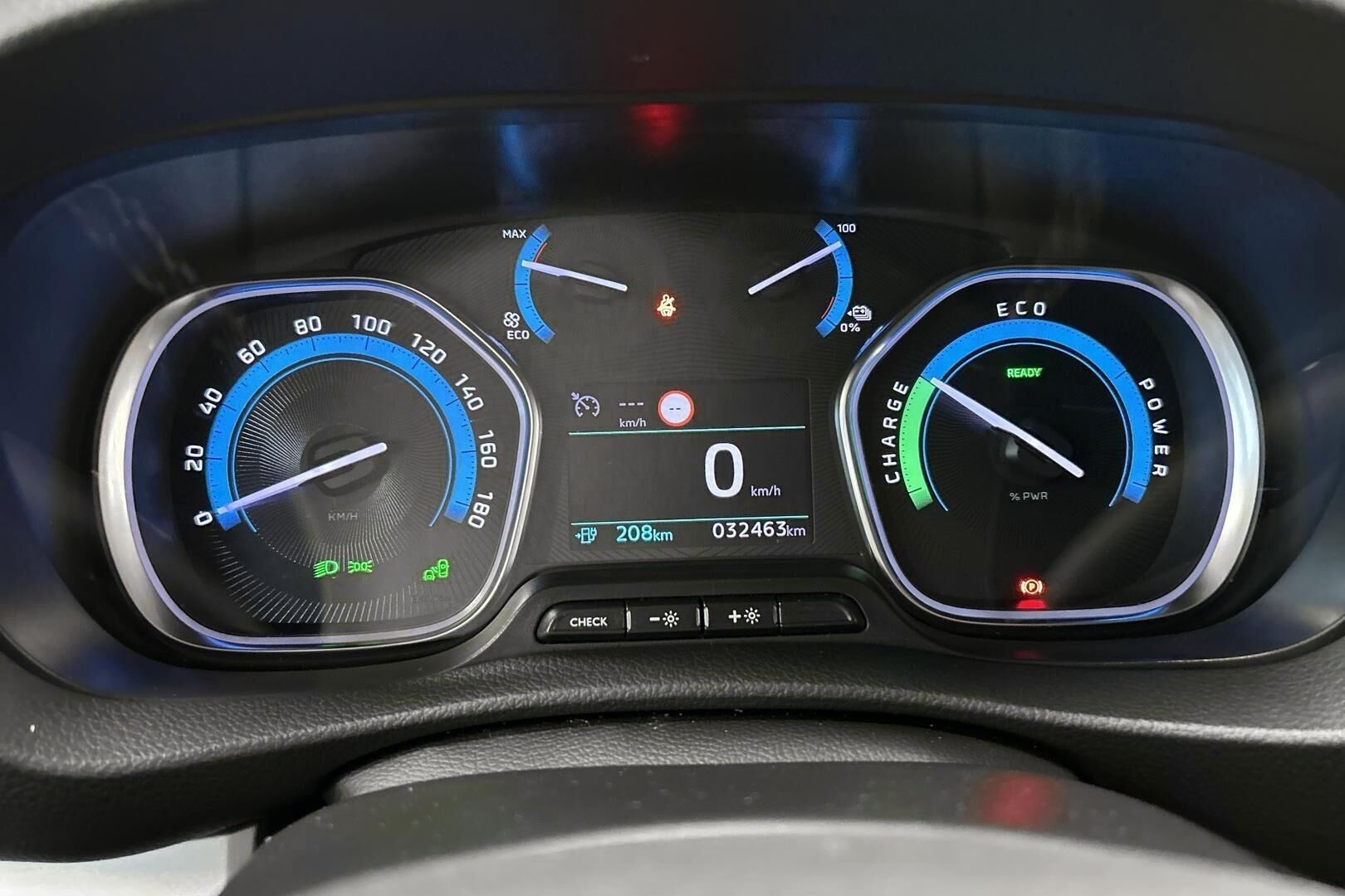 Toyota Proace Verso EV iso kuva 11