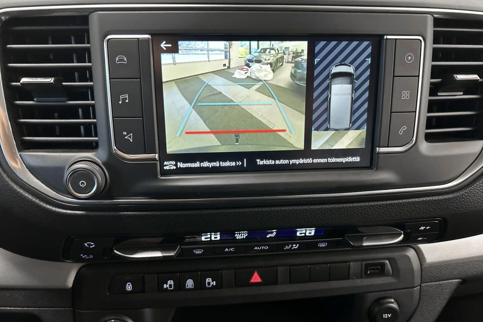 Toyota Proace Verso EV iso kuva 13