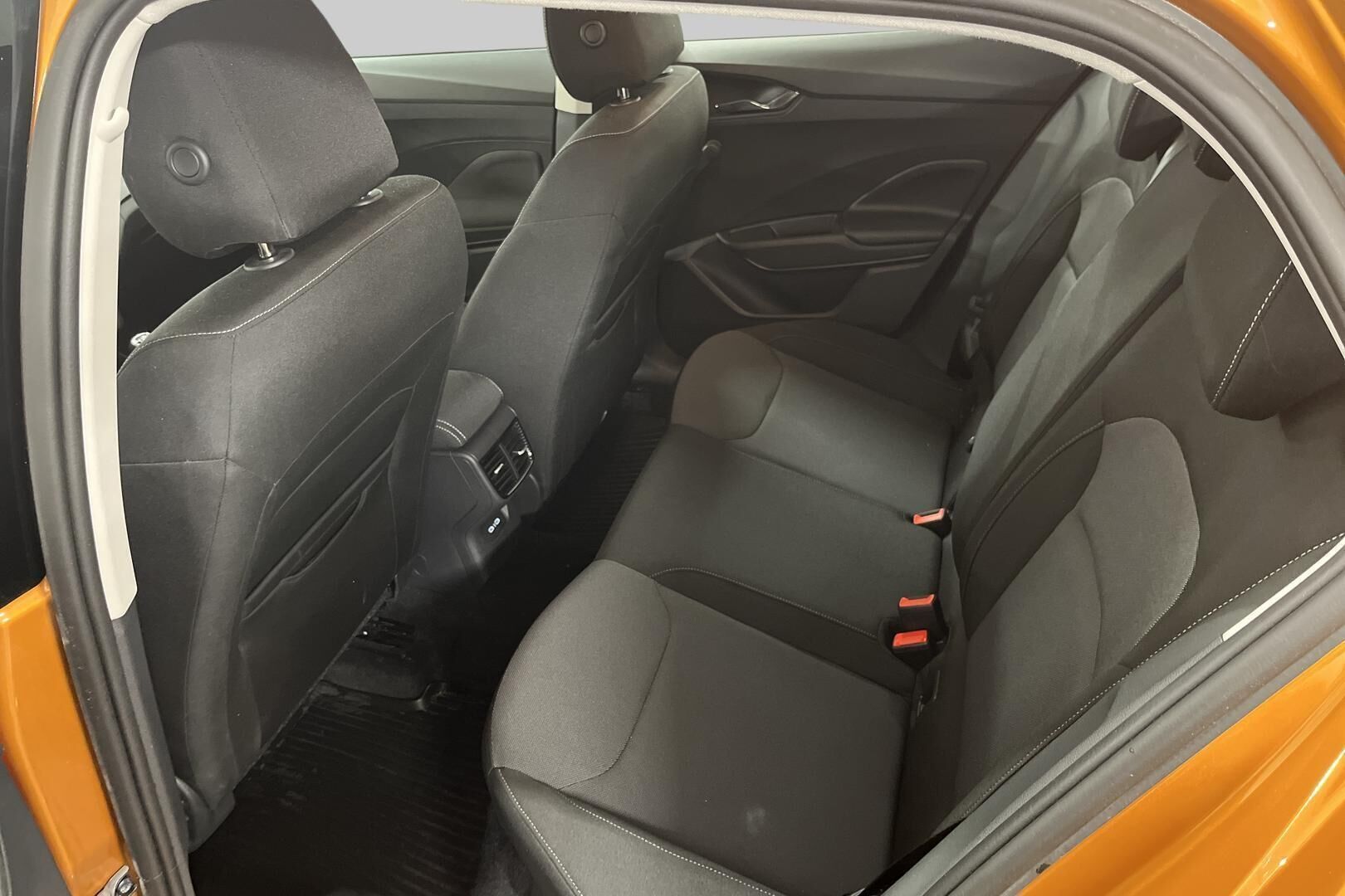 Skoda Fabia iso kuva 11