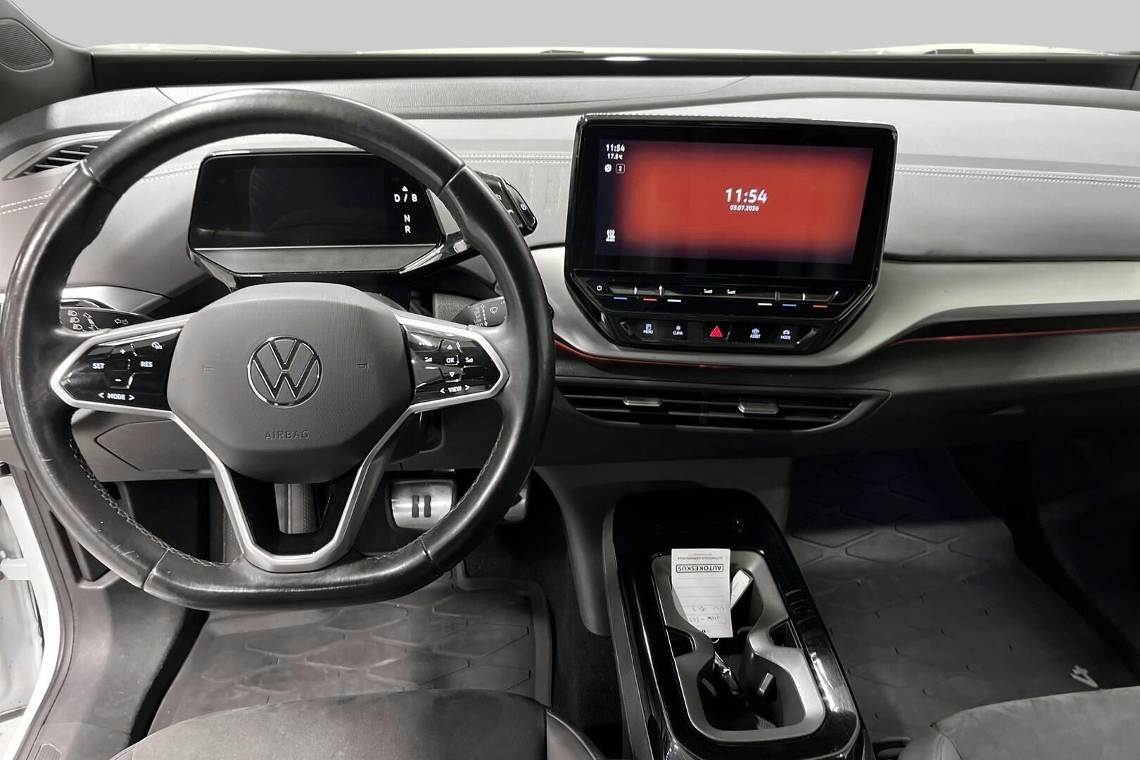 Volkswagen ID.4 iso kuva 11