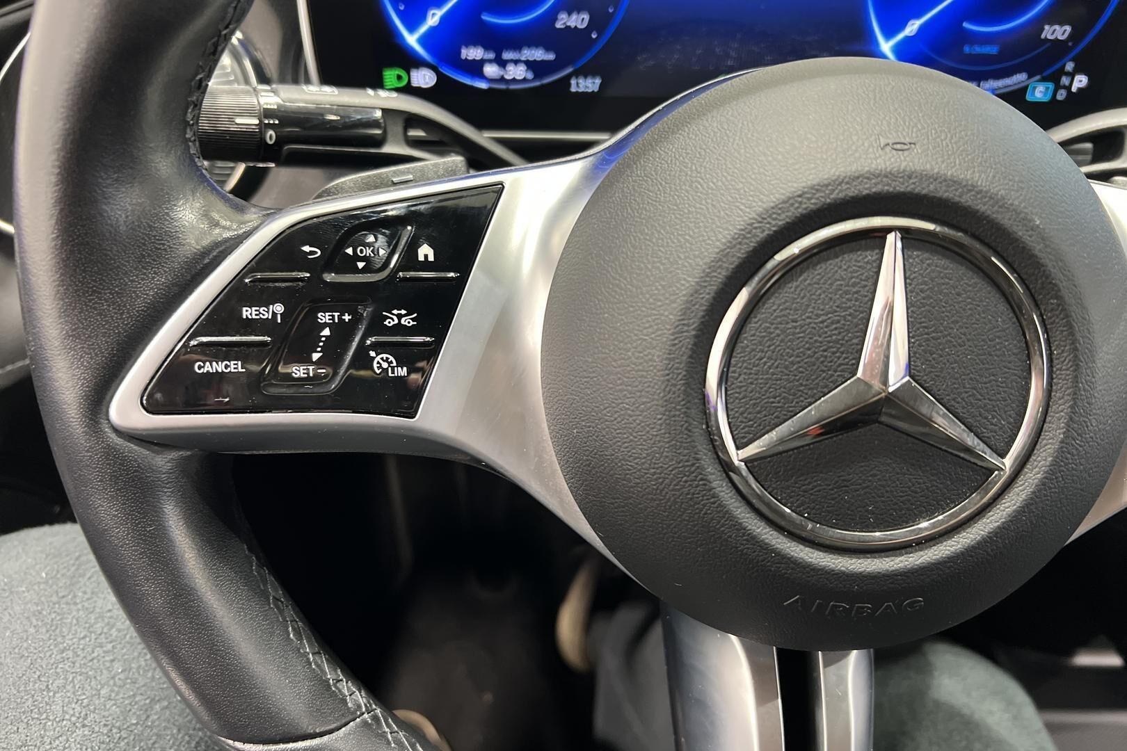 Mercedes-Benz EQE iso kuva 30