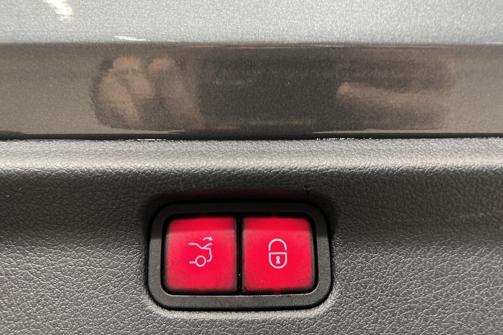 Mercedes-Benz EQE iso kuva 38