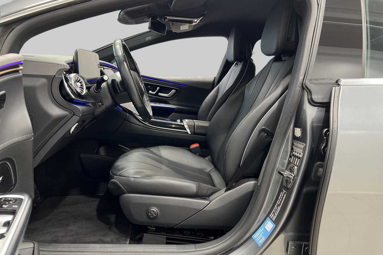 Mercedes-Benz EQE iso kuva 9