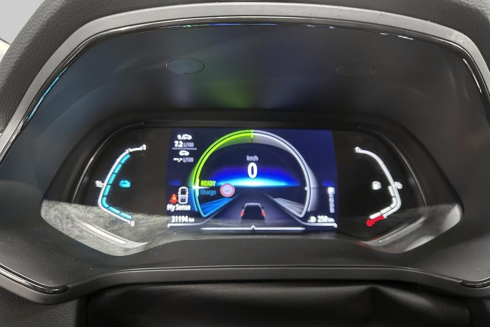 Mitsubishi ASX iso kuva 14