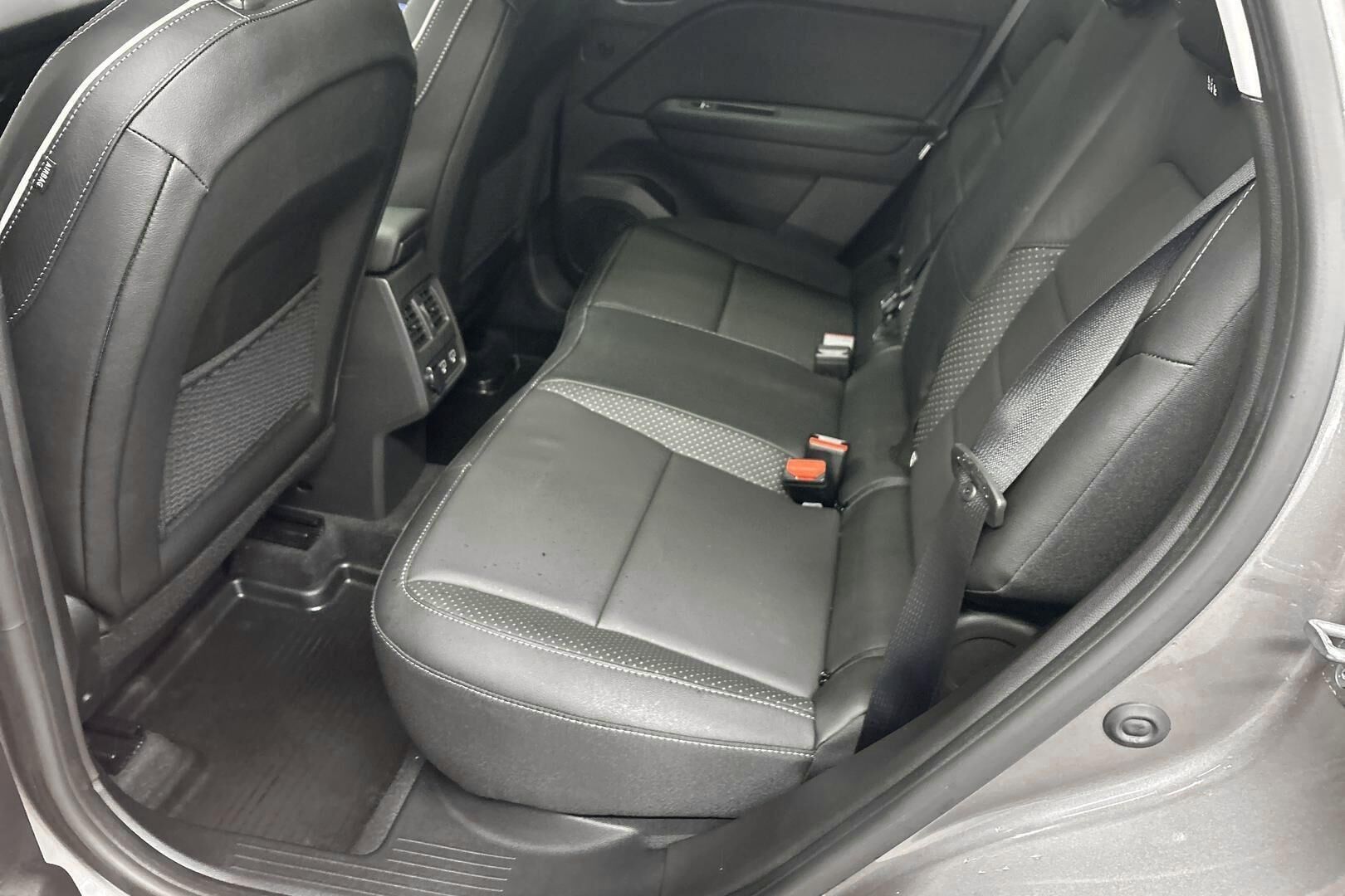 Mitsubishi ASX iso kuva 9