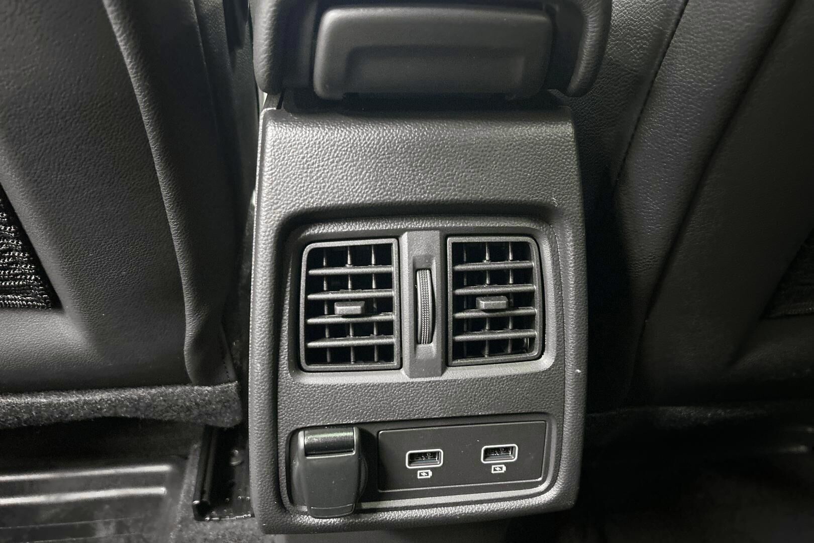 Mitsubishi ASX iso kuva 27