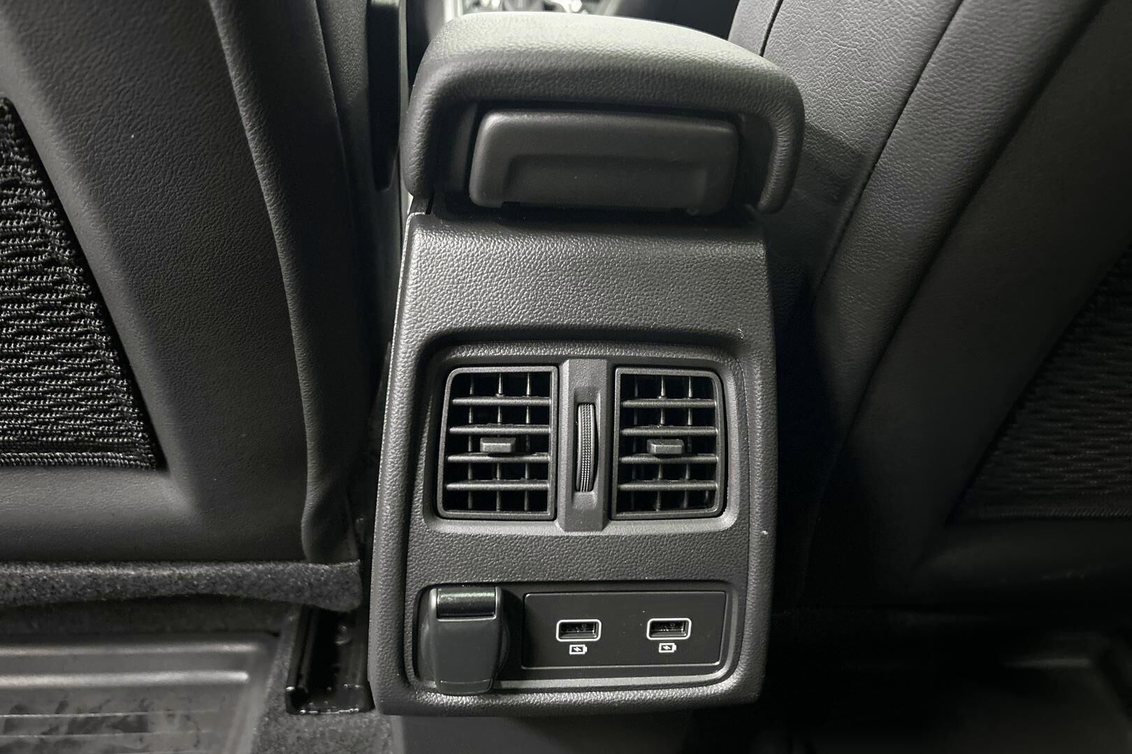 Mitsubishi ASX iso kuva 26