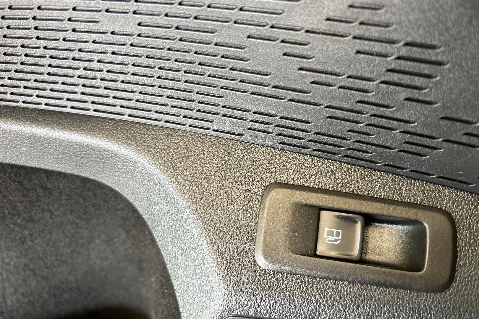 Skoda Octavia iso kuva 30