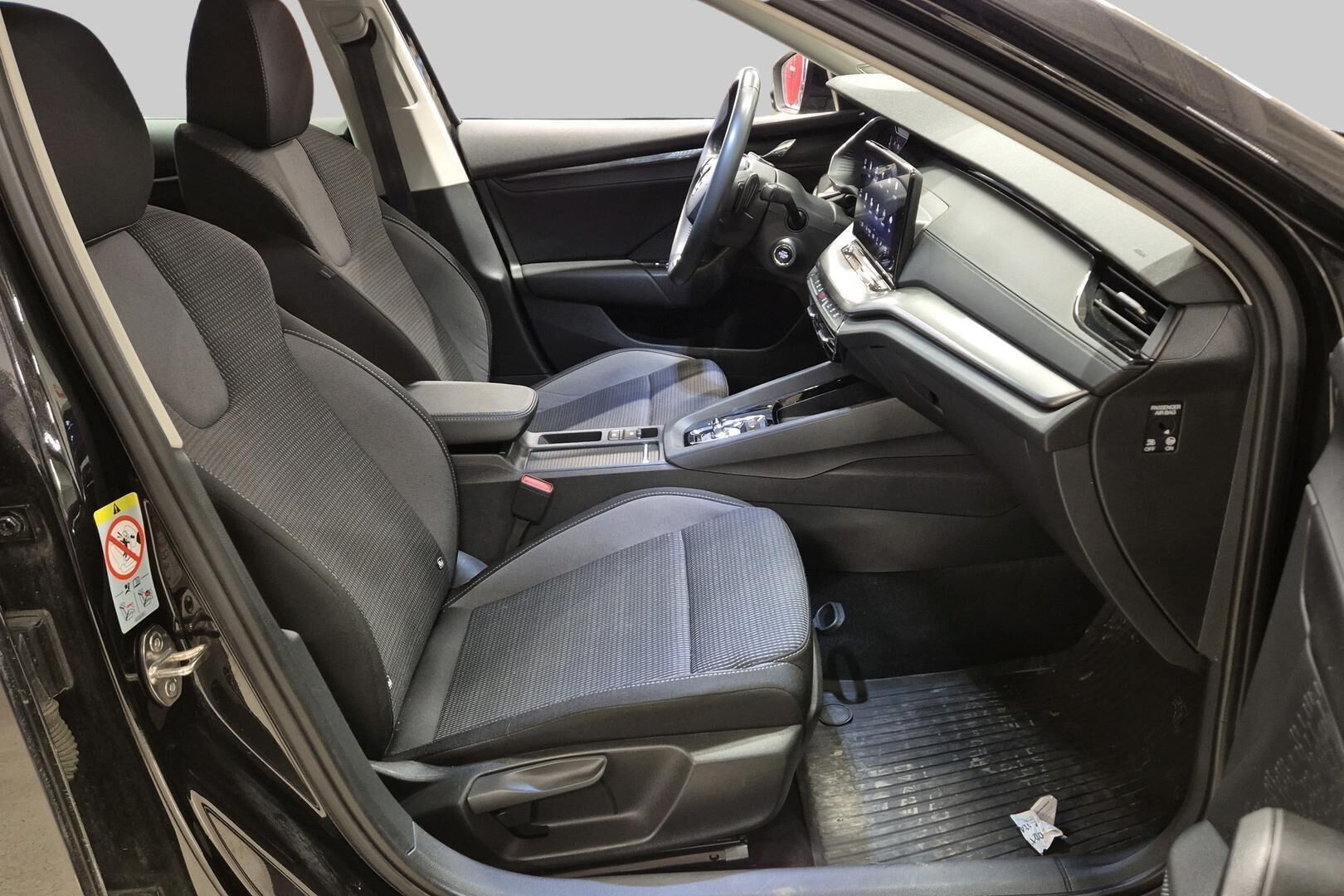 Skoda Octavia iso kuva 4